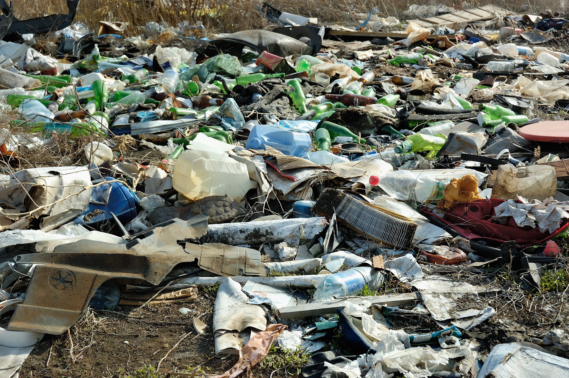 Burning plastic waste is causing air pollution in developing countries ...