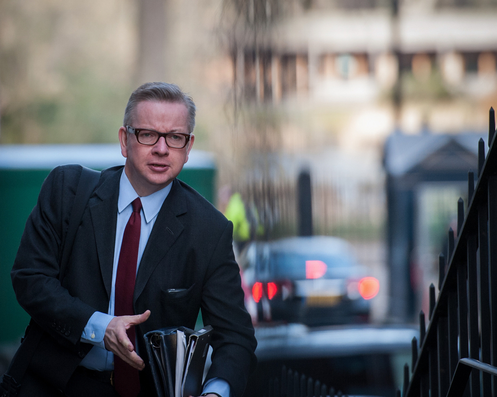 Councils appeal to Gove over air quality strategy