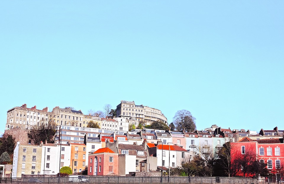 Bristol to pilot ‘School Streets’