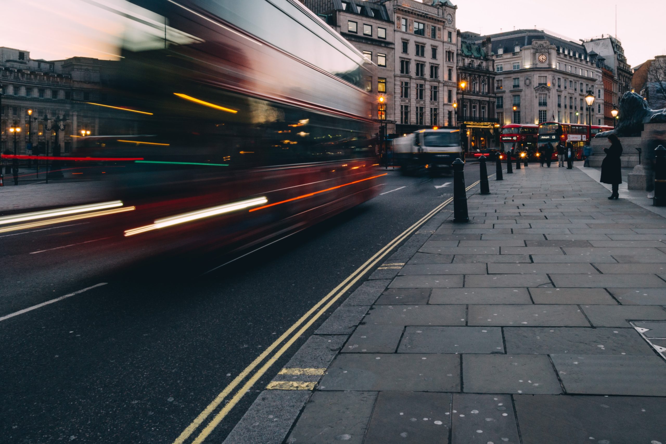 new-fines-could-cut-congestion-on-london-s-red-routes-airqualitynews