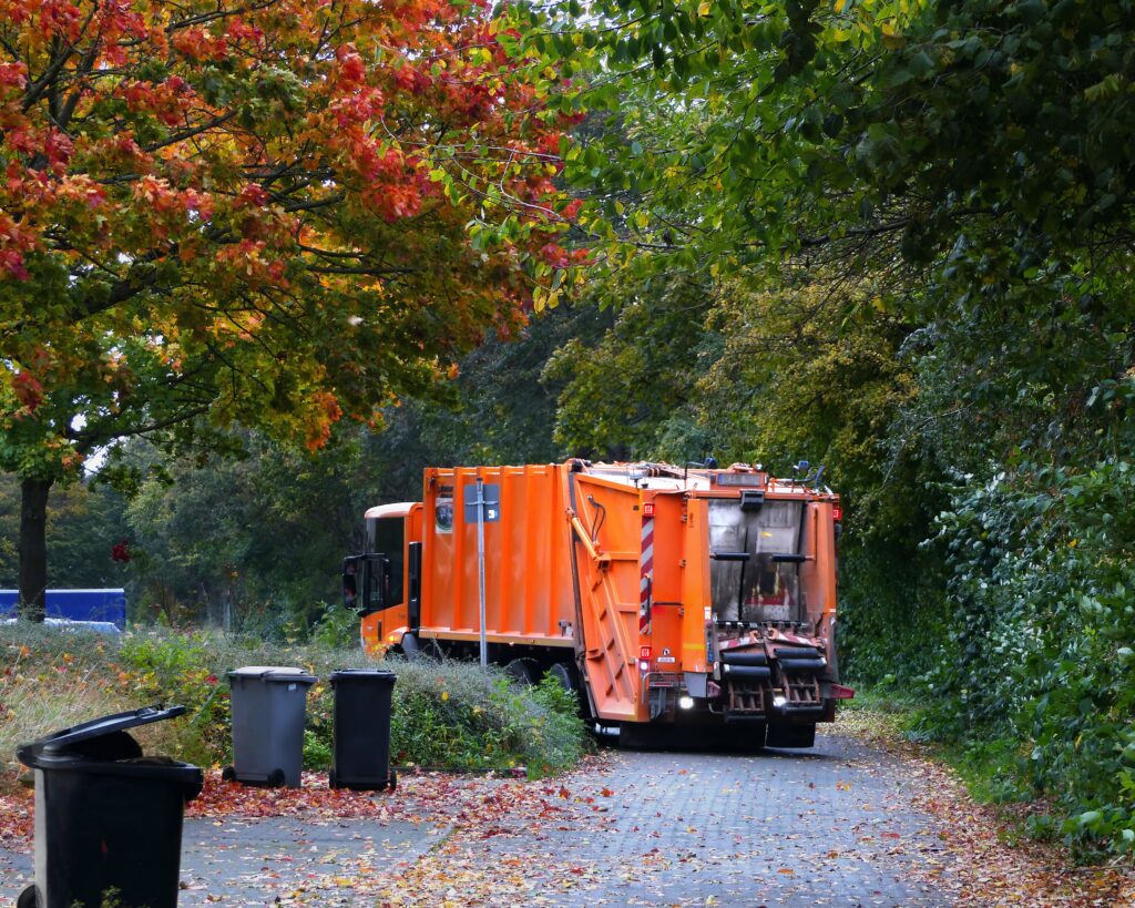 Refuse vehicles should be fitted with air quality monitors, says MP