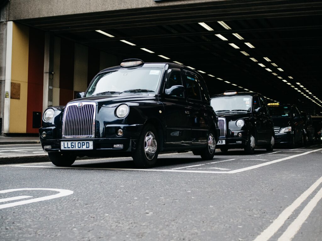 Nottingham City Council launches ground-breaking taxi charging scheme