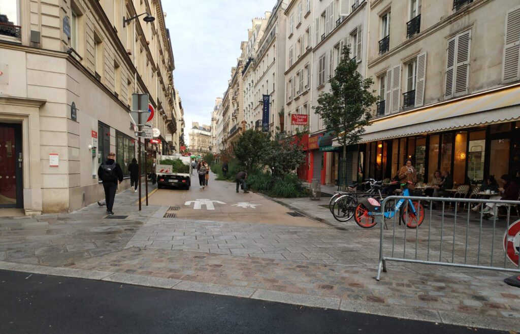 Doing it differently: the School Streets of Paris