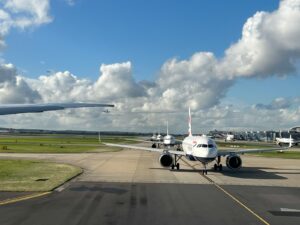 Heathrow’s ‘Fly Quieter and Greener’ table takes off again