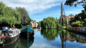 Camden propose new Smoke Control Order to target canal boats