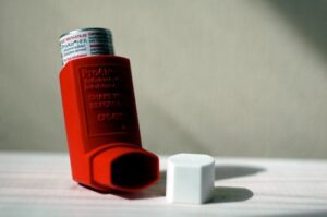 Study finds link between asthma and poor environmental conditions
