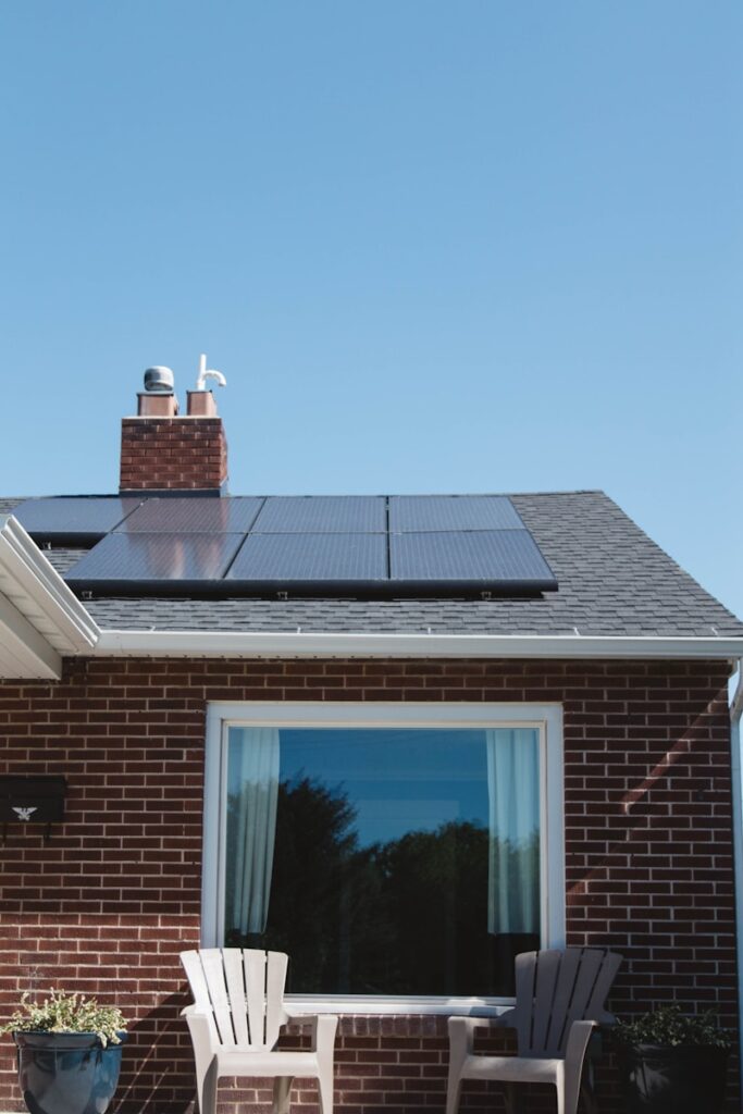 Government to mandate solar panels on 99% of new builds