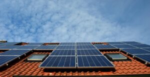 Study finds sharing solar beats selling it to the grid