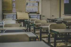 Purifiers alone not enough to cut viral exposure in classrooms