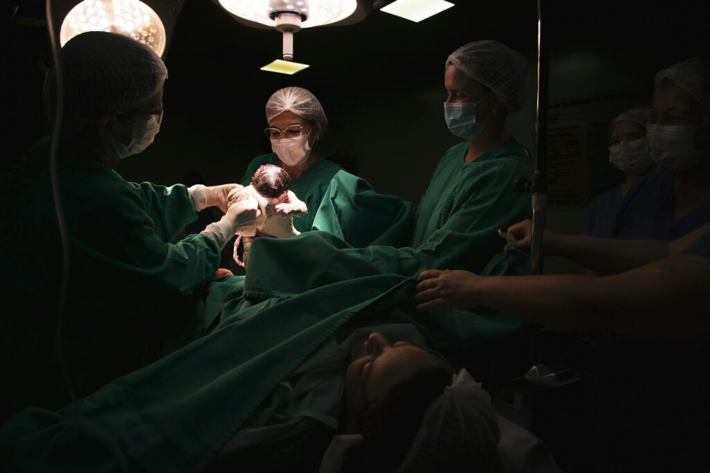 Nurses take legal action over exposure to ‘gas and air’