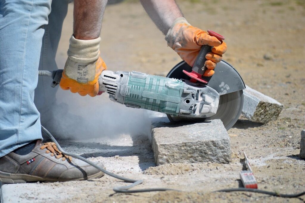 Four firms ordered to stop work in silicosis crackdown